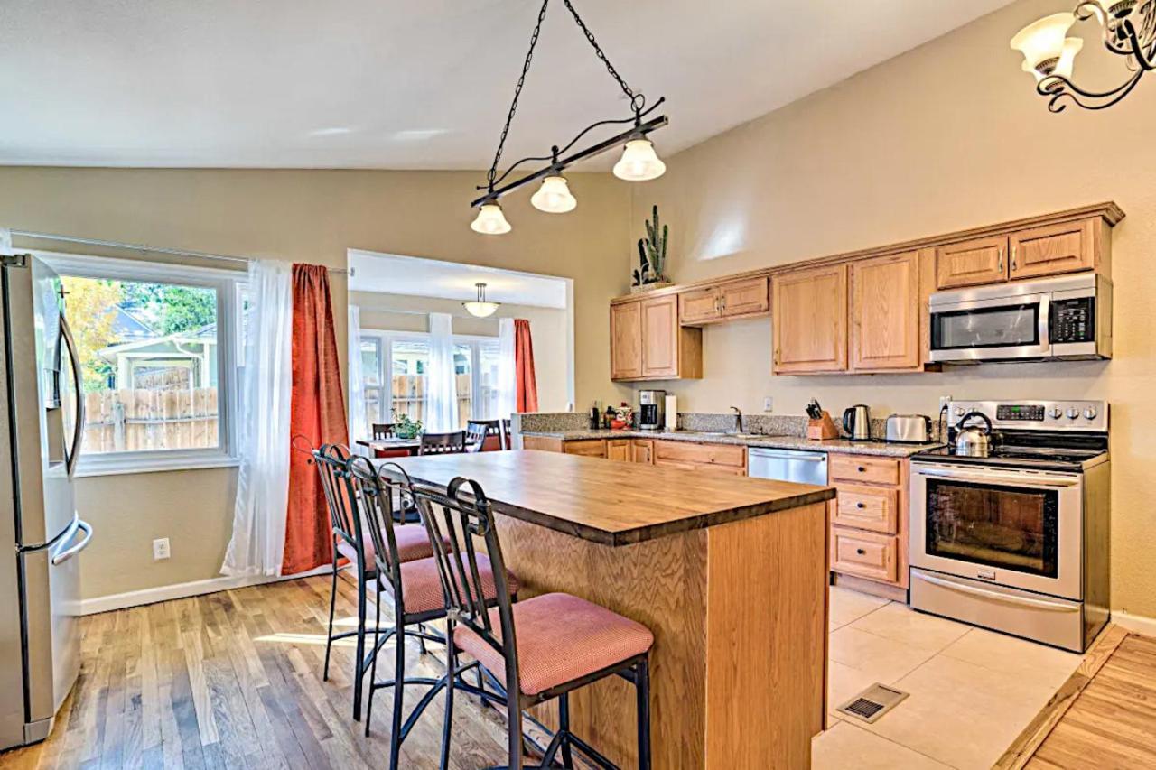 Westside Large Home コロラドスプリングス エクステリア 写真